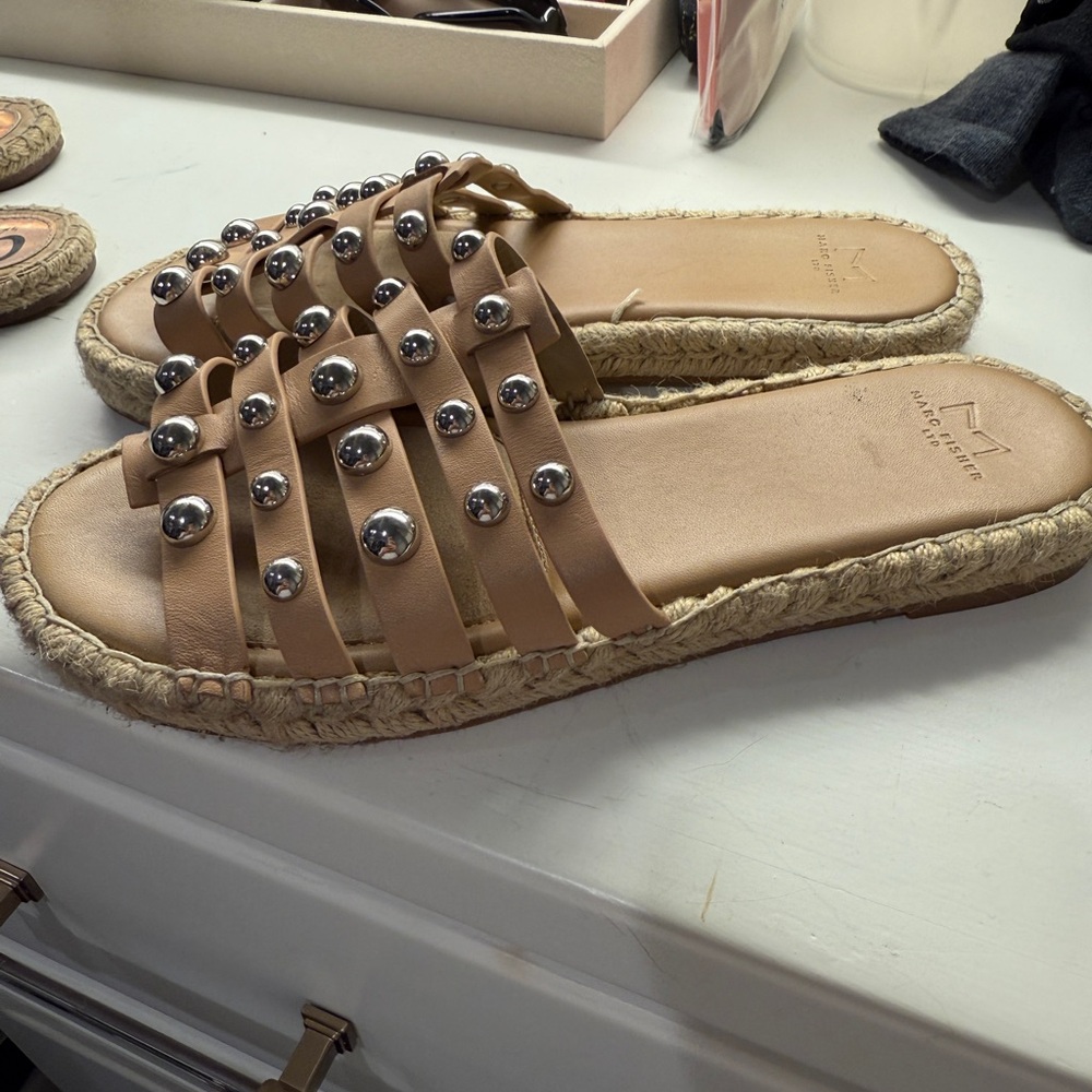 Marc Fisher Leather Nude Tan Studded Espadrille Slide